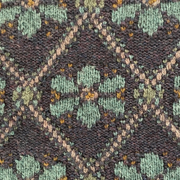 L.L. Bean Wool Sweater - Picture 4 of 6